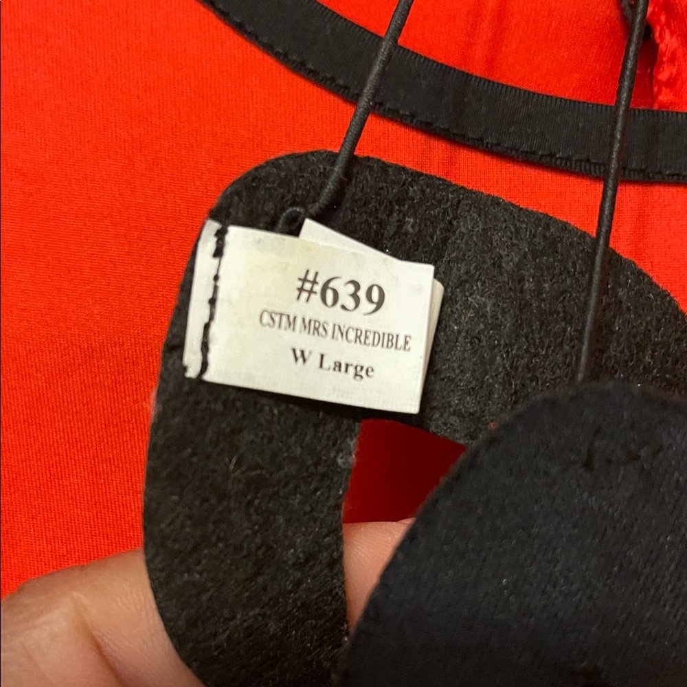 Mrs. Incredible L Red/Black Superhero Costume w/Iconic Emblem by Disney Plexar - Picture 8 of 16